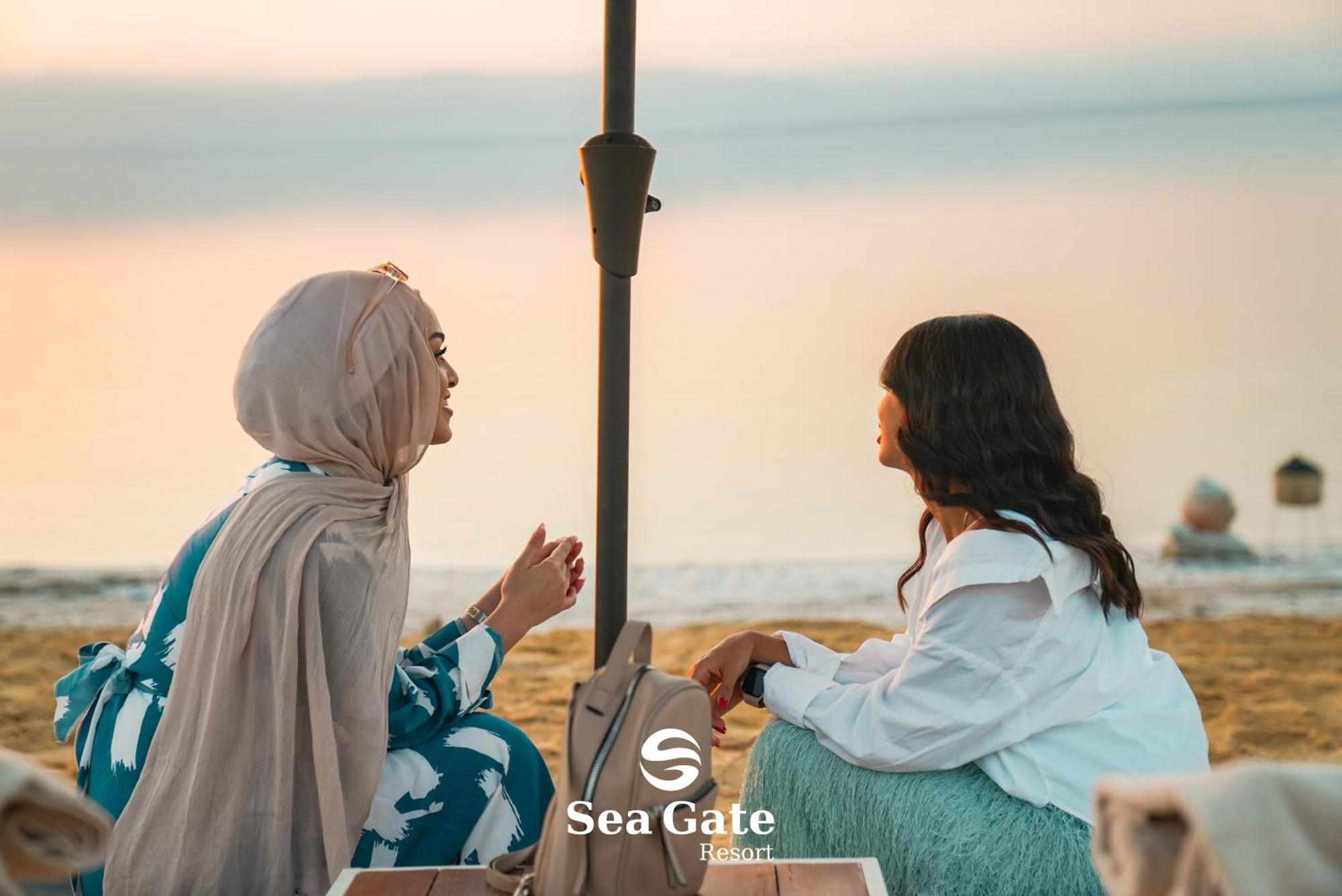Sea Gate Resort Sweimeh Exterior photo