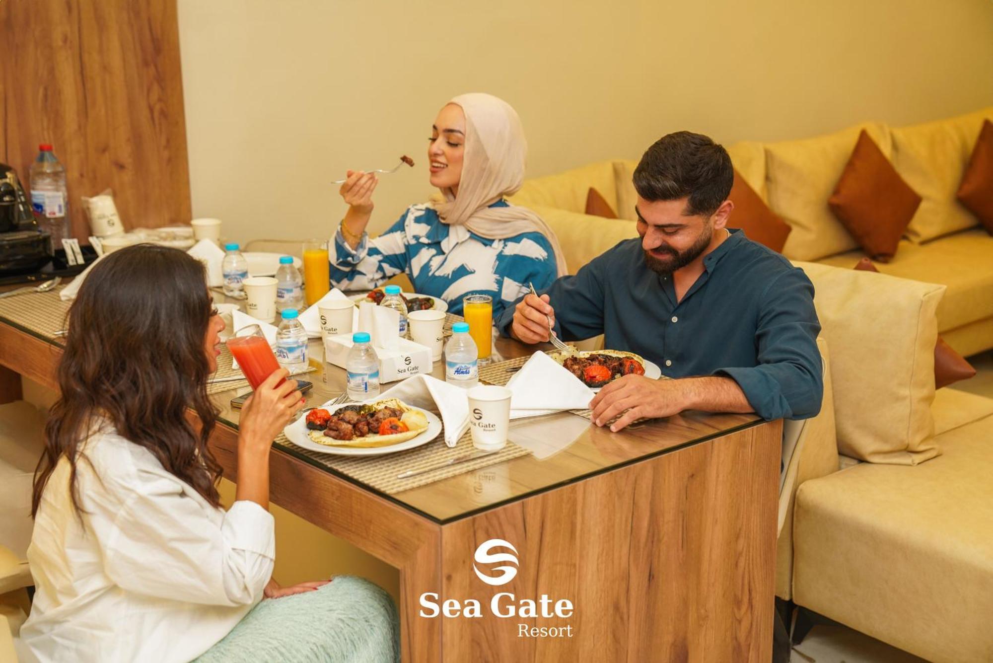 Sea Gate Resort Sweimeh Exterior photo